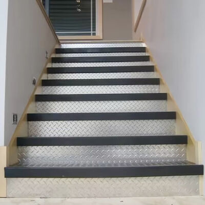 5052 Lamiera di alluminio goffrata 4x8 5754 Piastra diamantata in alluminio 100mm 1600mm